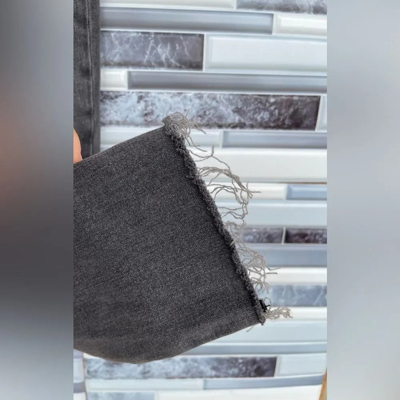 RTA Crop distress jeans size 24 - Picture 5 of 11